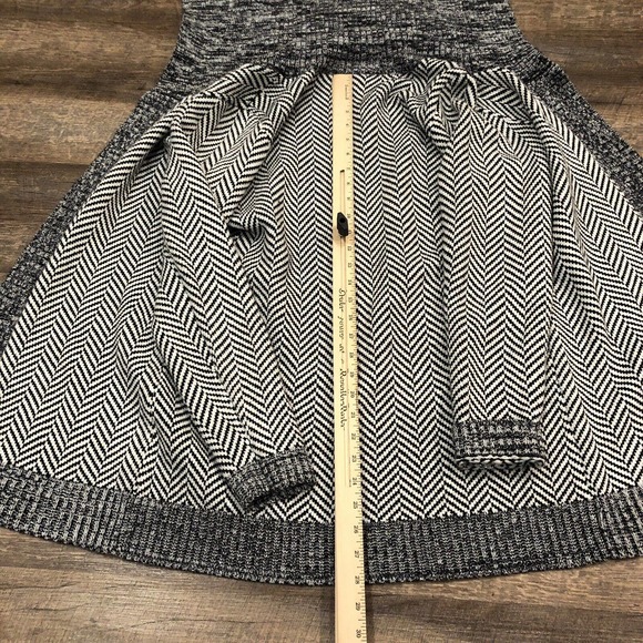 White House Black Market Cardigan Womens M White Black Knit Sweater - Picture 7 of 9